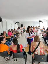 En Buga, la Casa de Mujeres Empoderadas enseña a 34 mujeres a hacer bolsos para fortalecer su autonomía económica 