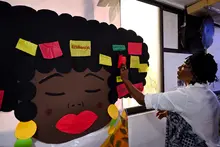 Conmemoramos el Día Internacional de la Mujer Afrolatina y Afrocaribeña, destacando la fuerza y belleza de nuestras raíces