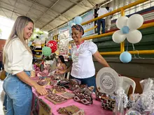 En la Comuna 5,  celebramos el Conversatorio Ciudadano de la gobernadora Toro, destacando el apoyo a mujeres emprendedoras