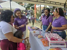 La Casa de Mujeres Empoderadas del Valle participa en el COPE 24 en Tuluá, ofreciendo información y sensibilización sobre la violencia contra la mujer