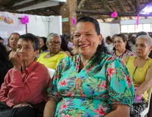 Celebramos el mes del amor y la amistad en la comuna 13 de Cali, promoviendo el diálogo y la prevención de la violencia de género. Junto a mujeres y sus familias,