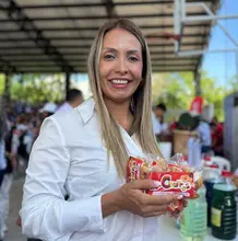 La gobernadora Dilian Francisca Toro Torres lideró un conversatorio en Guacarí para construir un Valle del Cauca más inclusivo y próspero, escuchando a mujeres y la población LGBTI