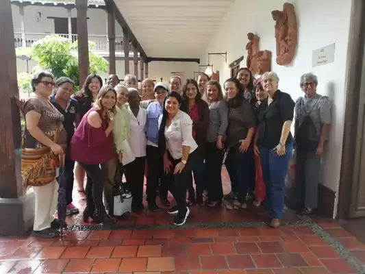 Mesa de Mujeres Contra la Violencia de Género de Cali, participa en socialización del Consultorio Rosa