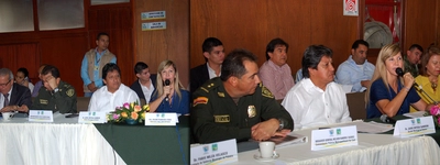 Plan de choque y desarme para frenar la violencia en Palmira  La gobernadora Dilian Francisca Toro sostuvo que habra intervención militar en las comunas 1 y 4 de Palmira.