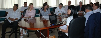 MinTransporte y Gobernadora del Valle lograron acuerdos para avanzar en obras de gran importancia para la Región y el País.