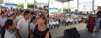 Comprometida con el desarrollo social de Toro, Gobernadora realizó II Taller Comunitario