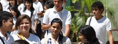 110 jóvenes, los más porras del Valle recibirán becas para continuar sus estudios superiores