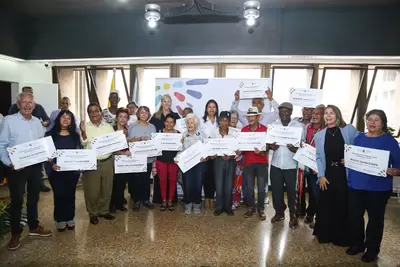 La Gobernación del Valle del Cauca entregaró el Beneficio Económico Periódico BEPS a 34 artistas y gestores culturales adultos mayores