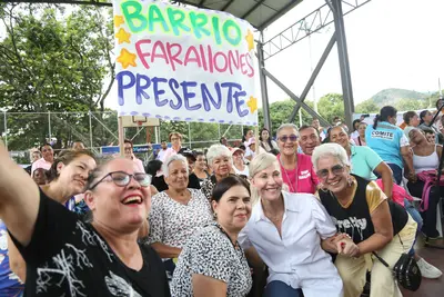 Gobernación llegó a la Comuna 18 de Cali con toda su oferta  institucional