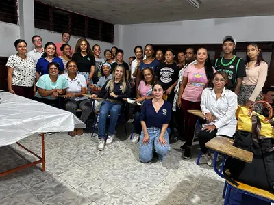 Para cerrar brecha laboral, Gobernación del Valle capacita a 30 mujeres en Guacarí