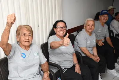 “En la casa uno se siente desprotegido, pero aquí, nos tienen en cuenta”, beneficiarios de Centros Vida