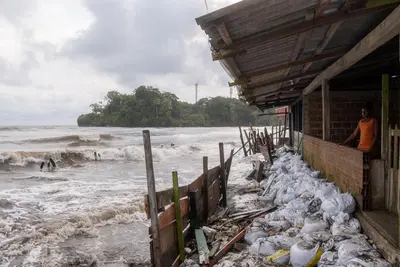 Gobierno del Valle hace acompañamiento a declaratoria de calamidad pública por erosión costera en Juanchaco