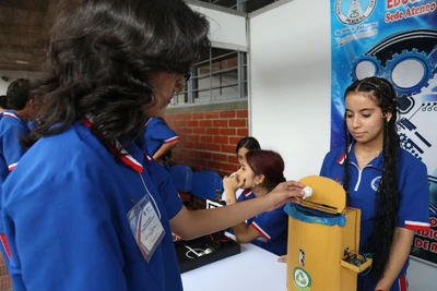 Así se vive la educación Steam en el ‘Ateneo’ de Pradera, una de las escuelas más innovadores del país