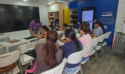 250 mujeres rurales mejoran sus habilidades financieras con apoyo de la Gobernación del Valle y la Fundación WWB Colombia