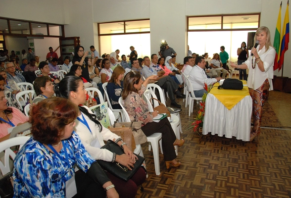 Gobernadora del Valle realizó conversatorio con rectores  de instituciones educativas en primer encuentro del año