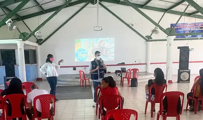 Con asistencia técnica, jóvenes bonaverenses se preparan para la elección de los Consejos de Juventud