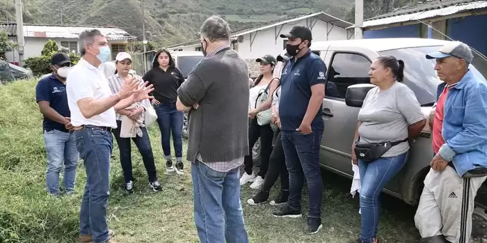 Gobernación socializó con habitantes de Santa Luisa, en El Cerrito, proyecto de acueducto y alcantarillado