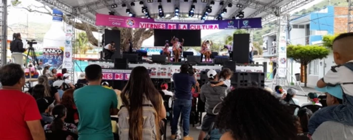 El programa ‘Viernes de la Cultura’ acompañó las Fiestas Aniversarias Campesinas en el municipio de El Dovio.