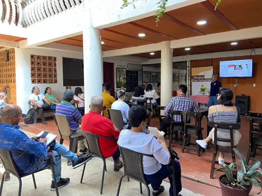 Yumbo recibió la visita de la Secretaría de Cultura Departamental para dialogar sobre economía creativa/cultural, formulación de proyectos y fuentes de financiación