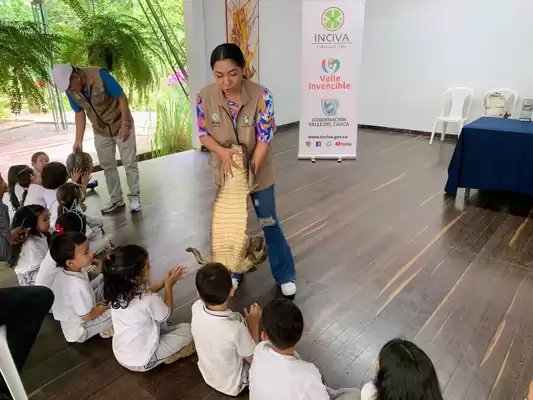 Gobernación e Inciva promueven la Preservación del Patrimonio Cultural en Instituciones Educativas de Cali