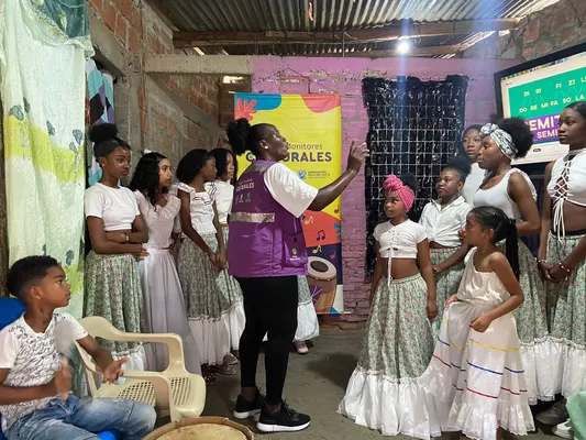 ‘Los Cielos del Pacífico’ llena de música la vida de niños y niñas del oriente de Cali