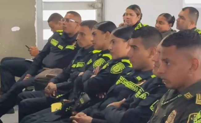 Gobernación capacita a 200 policías sobre atención a comunidades afro, en Cali, Palmira y Buenaventura