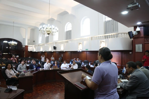 El Valle del Cauca tendrá Mesa de las Madres y los Padres Comunitarios