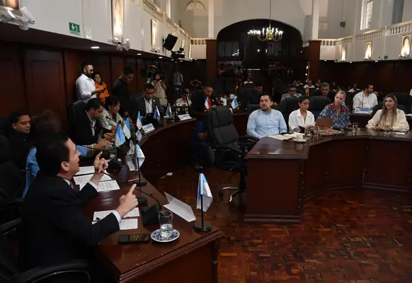 Con la Mesa Departamental para Madres y Padres Comunitarios, el Valle hace reconocimiento a su labor