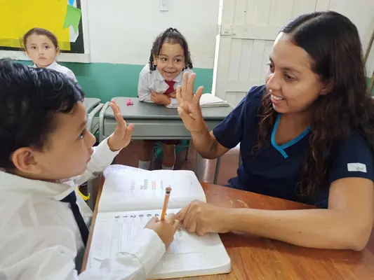 Invierten en el Valle $3.000 millones para beneficiar estudiantes con discapacidad y talentos excepcionales